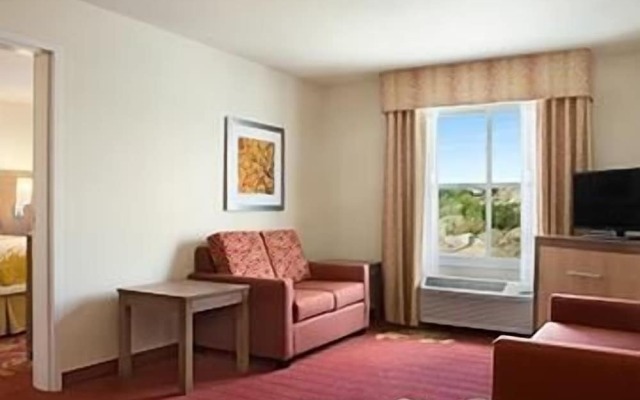 Days Inn and Suites Caldwell
