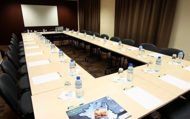 BRIT HOTEL Fougères - Hôtel du Parc 3*