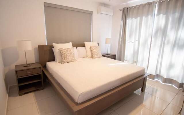 Private 3 Bedroom Villa Near Walking Trail