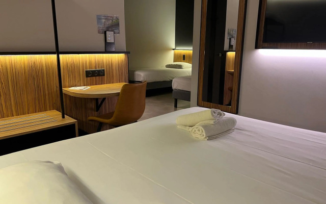 B&B HOTEL Clermont-Ferrand A71/A75 La Méridienne