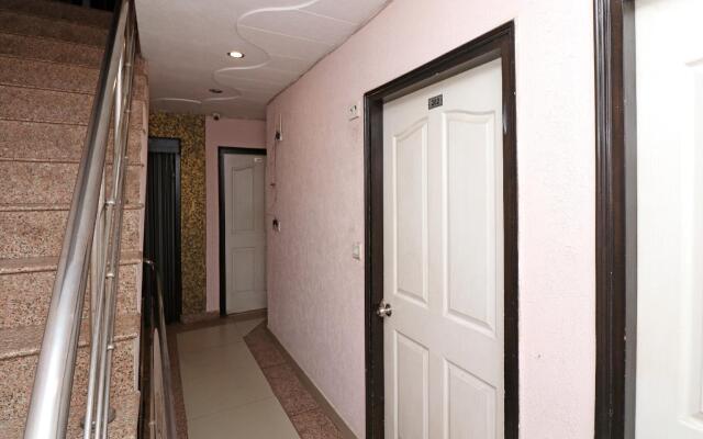 OYO 27812 Hotel Shobha Residency