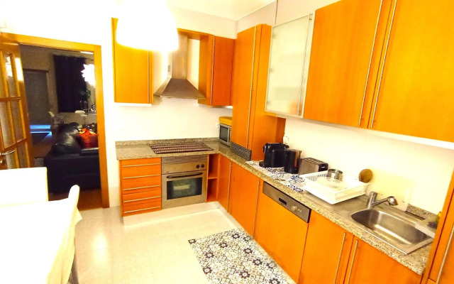 Oceanview Duplex shared Pool & Beach Sesimbra