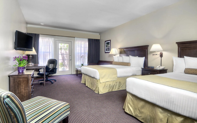 University Park Inn & Suites, an Ascend Collection Hotel
