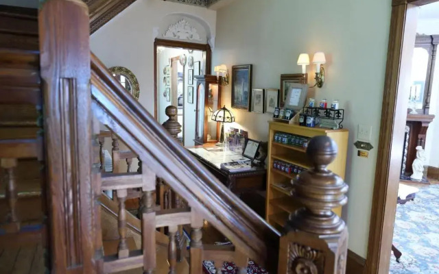 Beauclaires Bed & Breakfast Inn