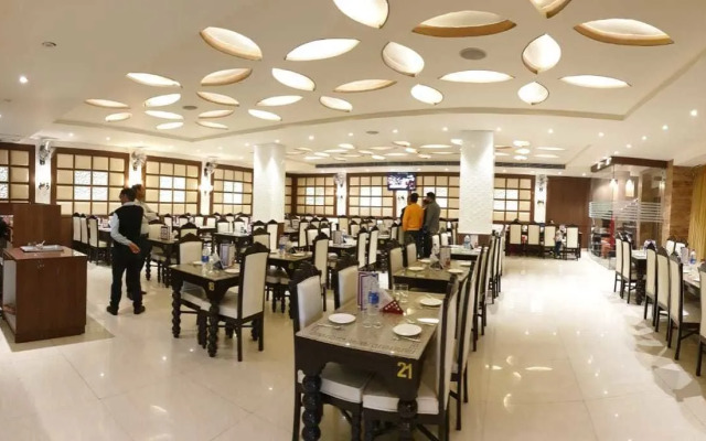 Hotel Makhan Residency