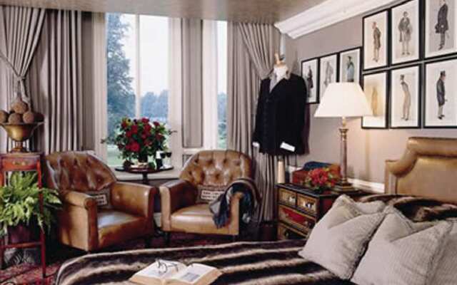 The Milestone Hotel  Apartments