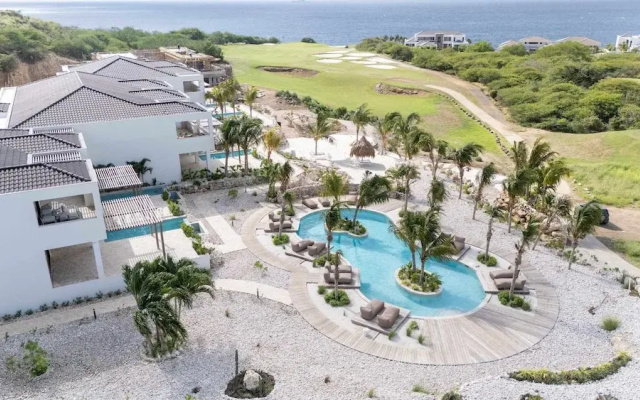 The Reef Superior Appartement With Private Pool