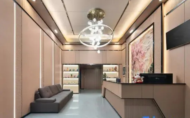 Happy Smart Hotel