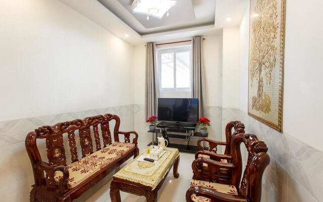 Phu Hong Hotel