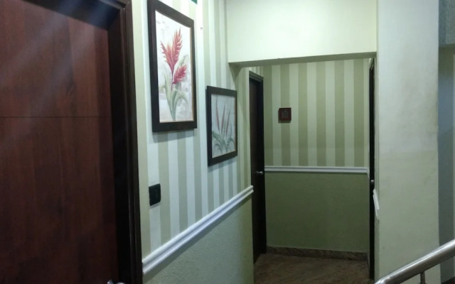 Bhammar's Inn - A Pure Vegetarian Hotel