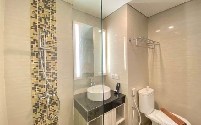 Modern and Spacious Studio Room at Green Kosambi Apartment