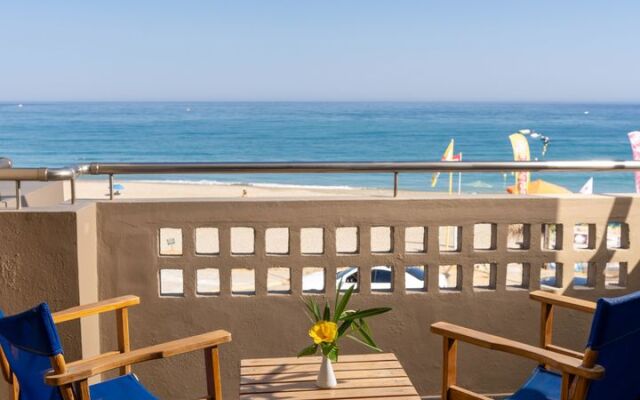 Pearl Seabreeze Suites