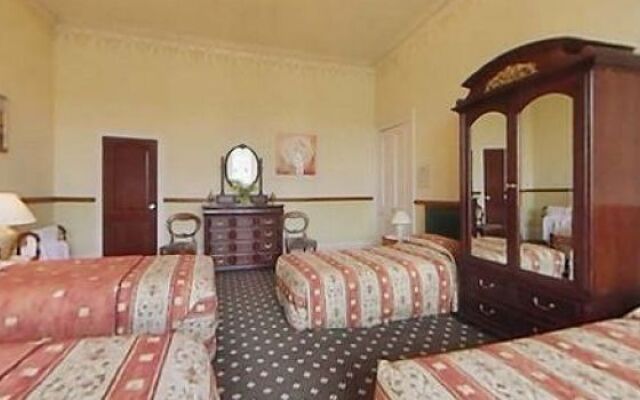 Langley Bank Guest House