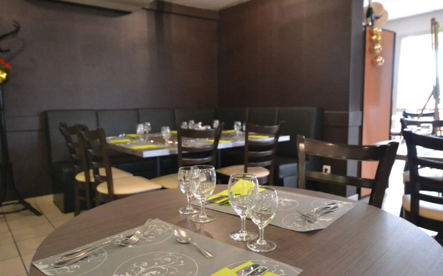 Brit Hotel Reims La Pompelle