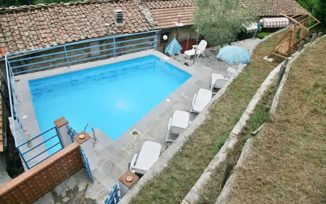 Holiday Apartment Carpe Diem Colognora Di Pescaglia Red Apartment