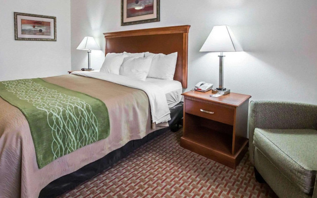 Comfort Inn Hebron-Lowell Area