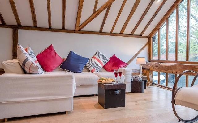 The Hayloft, Clopton