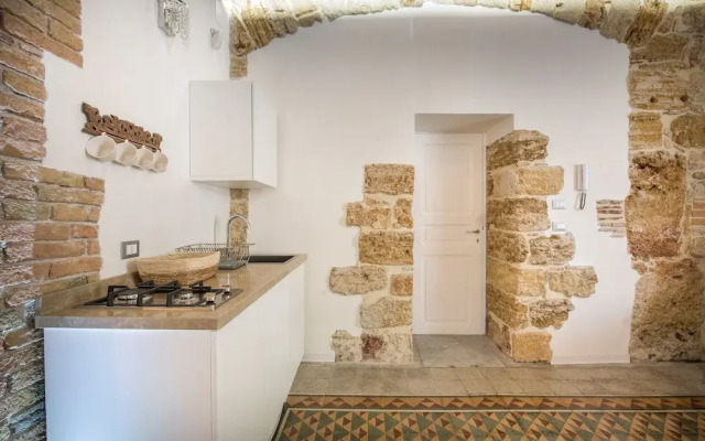 Stylish house in front of Casa Professa