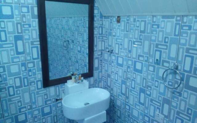 Ponderosa Travel Lodge