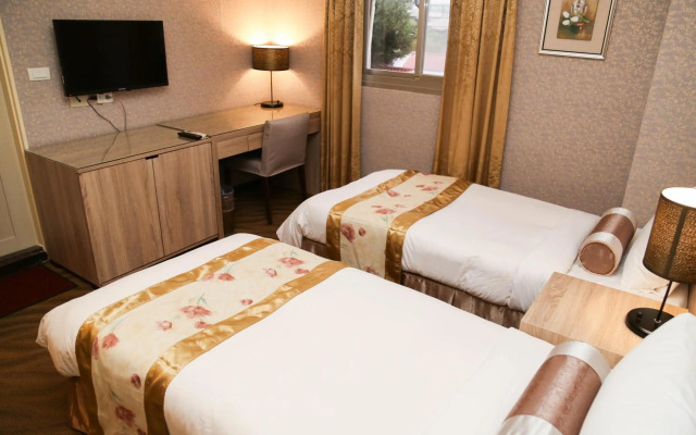 Unique Holiday Hotel