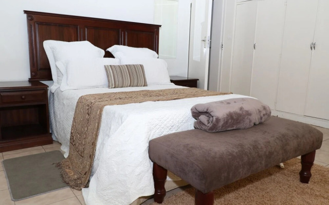 Eastlea 3-Bedroom Apartment