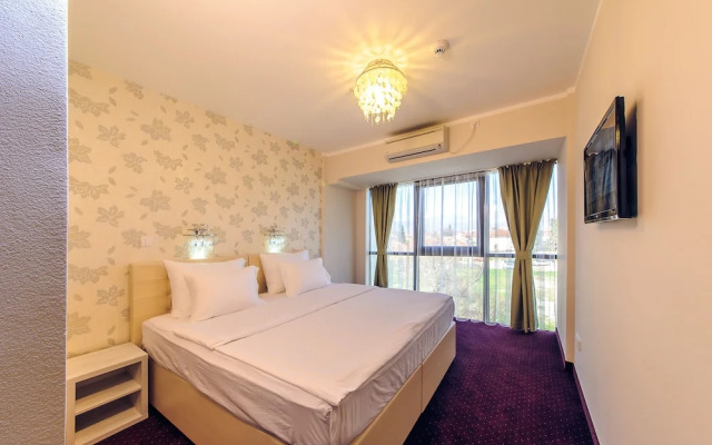 Hotel Philia