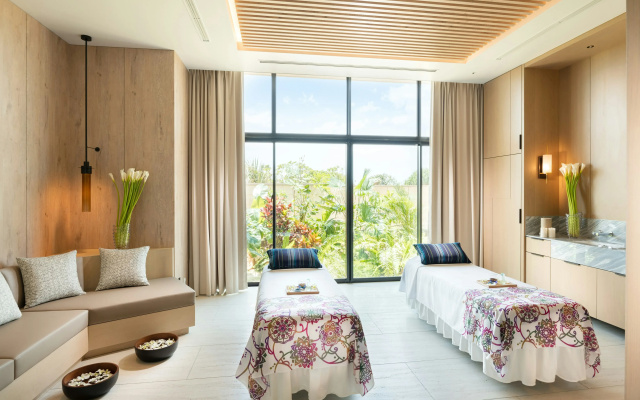 Hilton Okinawa Miyako Island Resort