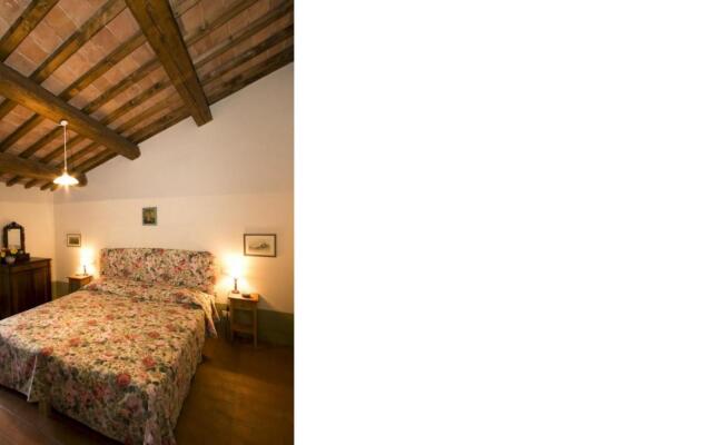 Ovello Farmhouse in a Splendid Position-ovello