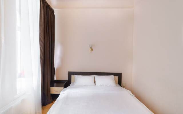 LeonRooms Ekaterinenskaya 18