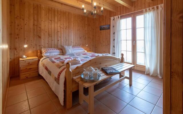 Chalet Belle Vue 10 Pers Fireplace Apple TV