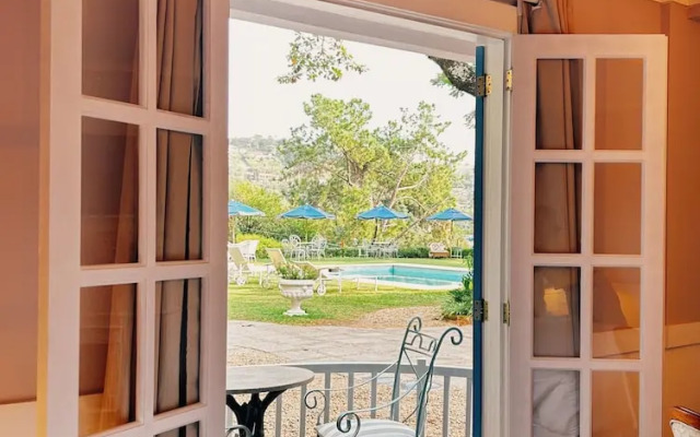 Hotel La Belle Provence