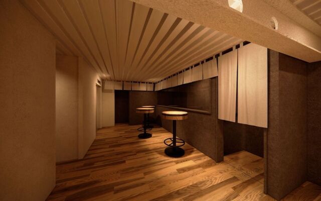 Rembrandt Cabin and Spa Shimbashi - Caters to Men