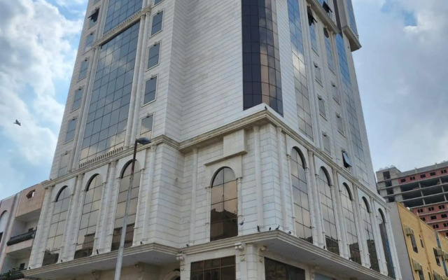 Rowaa Al Aziziyah