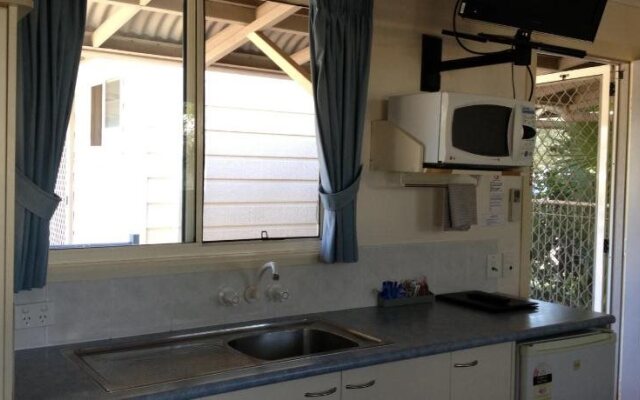 Bottle Tree Gardens Motel