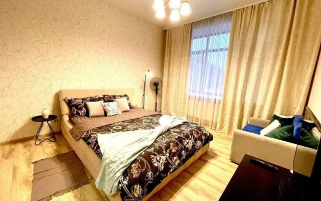 Логиновы. Апарт на улице Окулова, д. 37