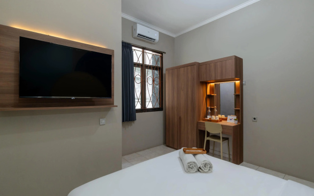 Cove Hermitage Residence – Guest Rooms – Bandung