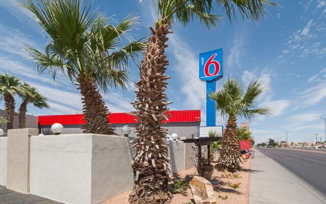 Motel 6 El Paso, TX - Airport - Fort Bliss