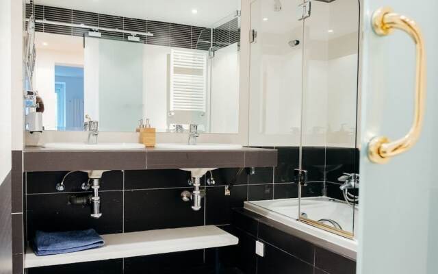 PLAZA MAYOR Luxury House