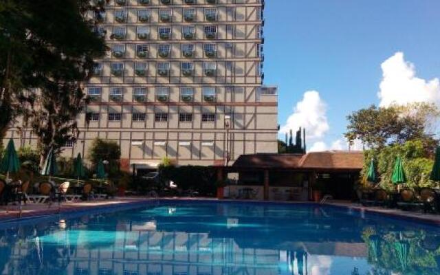 Live Suites Itaipava