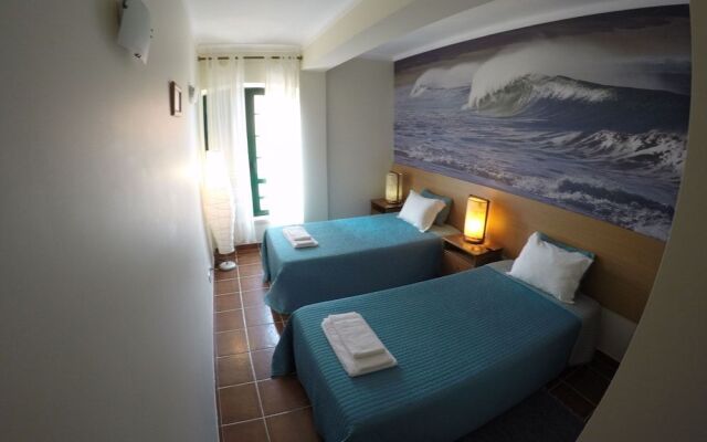 Supertubos Beach Hostel