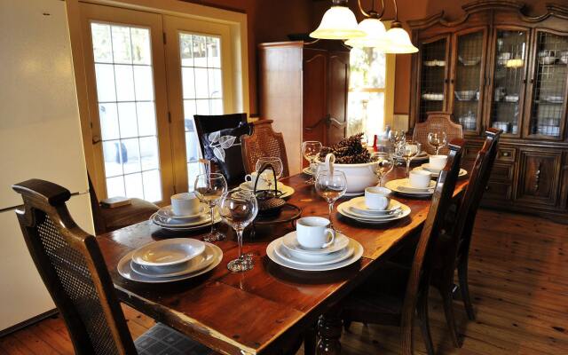 Plantation House Bed & Breakfast