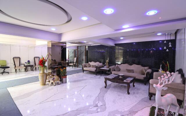 Capital O 3194 Hotel Dayal International