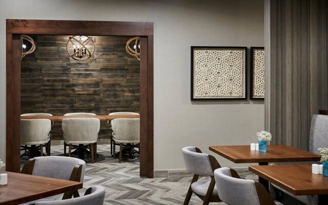 Delta Hotels by Marriott Toronto Mississauga