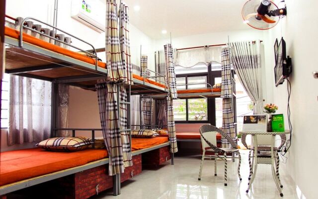 De Men Homestay - Hostel