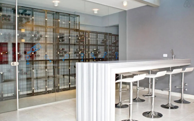 Vizion Hollywood Apartments