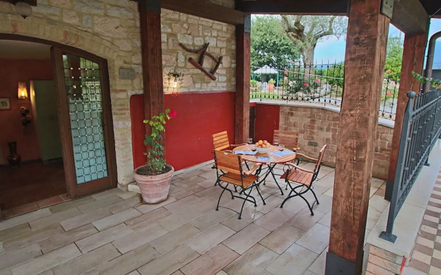 Large Holiday Home in Cagli With Pool