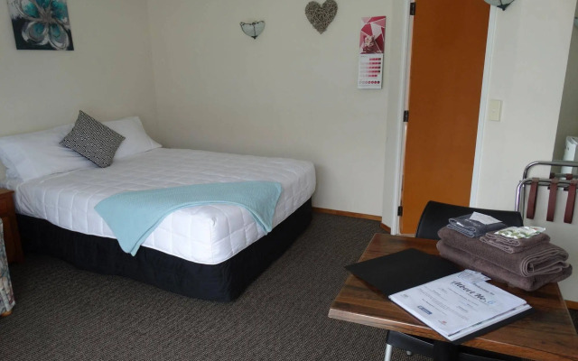 Albert Number 6 Motel