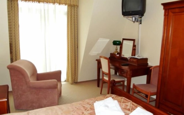 Hotel Modena