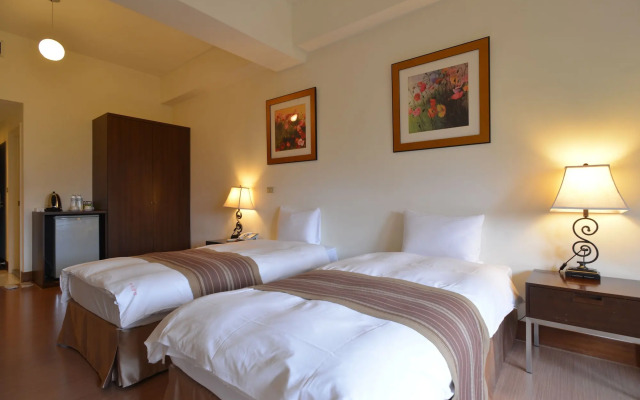 Yago Lodge