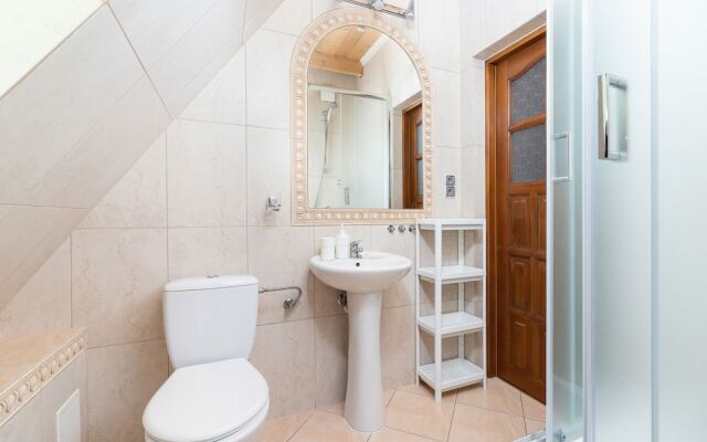 Studio Mocarni Mountain View by Renters
